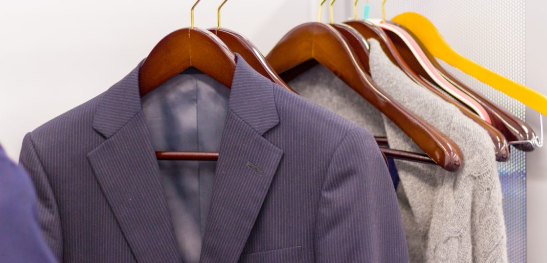 どんな服装がいいの 今さら聞けない就活服装問題 インタツアー メディア 新しい就活のカタチ